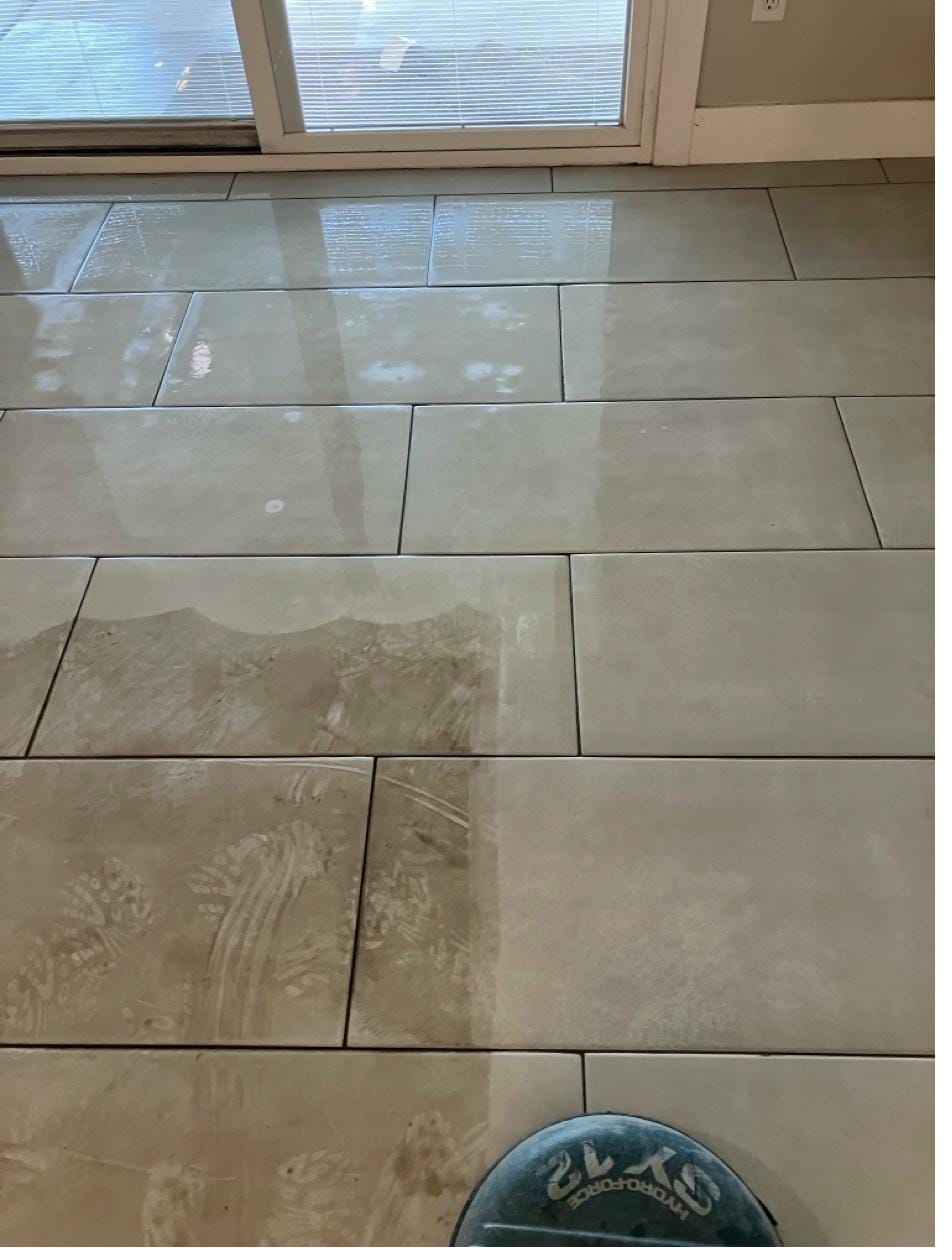 Tile and grout cleaning results in a Goodyear home