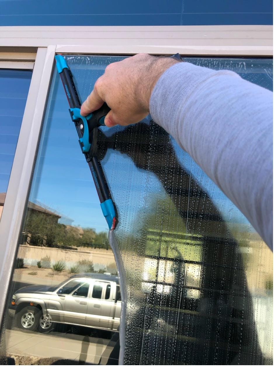 Window cleaning with a water-fed pole